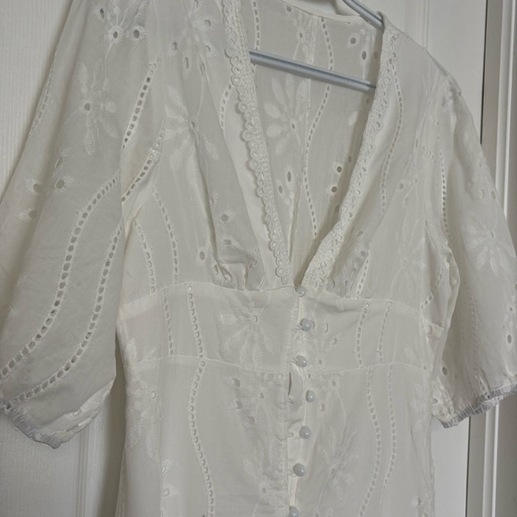 Embroider eyelet Sezane style Elegant White Eyelet Maxi Dress - Picture 5 of 7